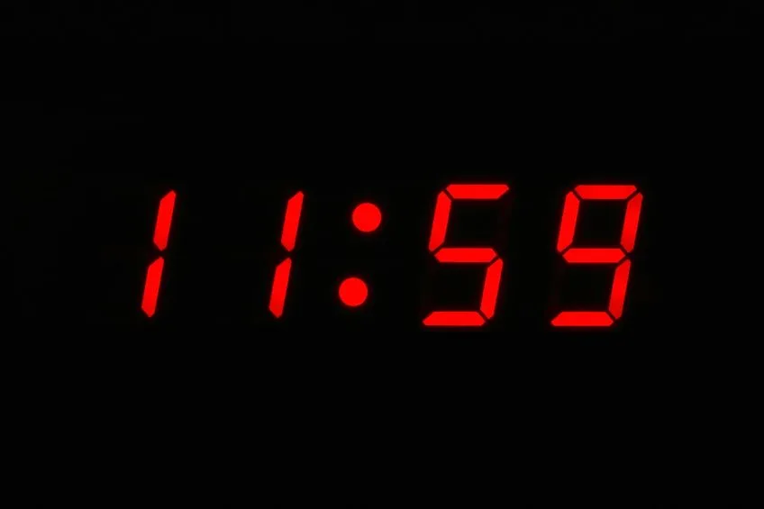 Digital clock display